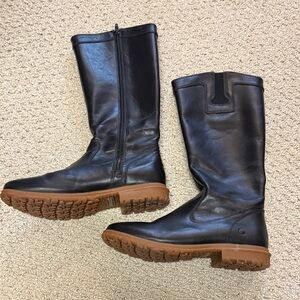 Bogs waterproof leather women’s boots 8.5